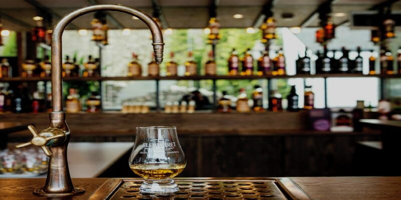 Private Whisky Tour with William Kerr