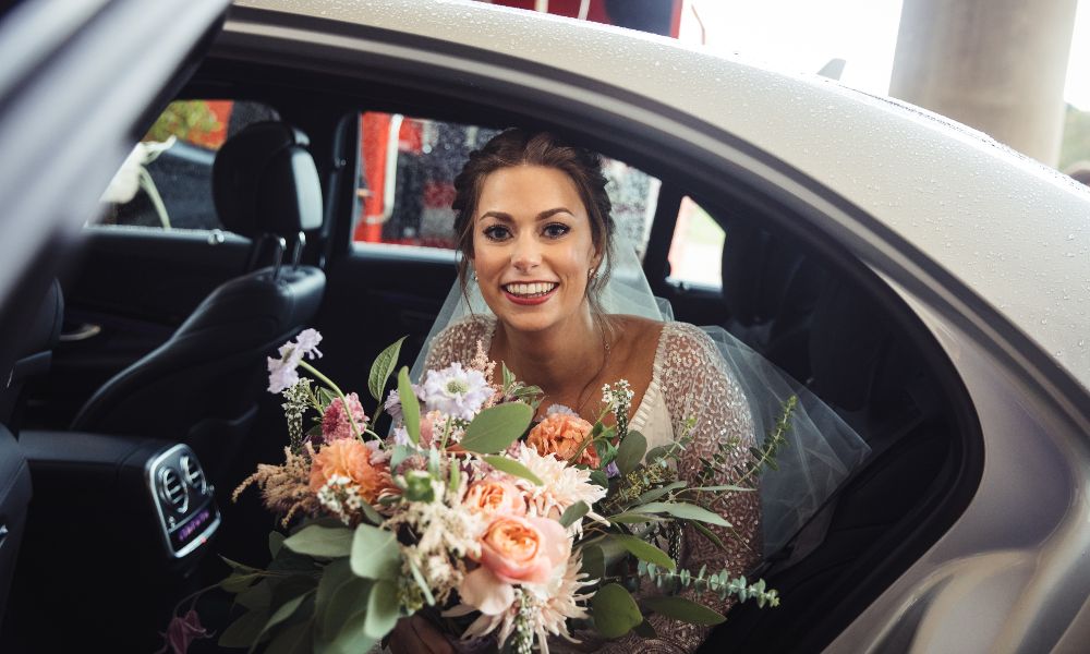 Wedding Car Hire in Grantham - Aura Journeys
