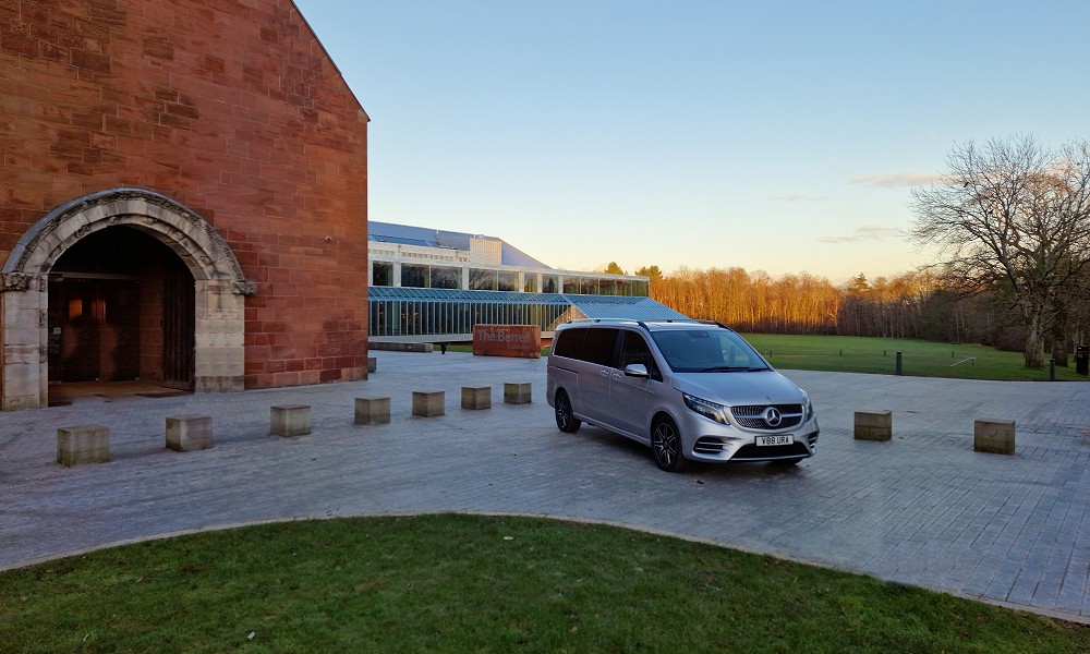 Luxury Chauffeur Hire Glasgow | Top Rated | Aura Journeys