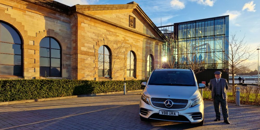Luxury Chauffeur Hire Glasgow | Top Rated | Aura Journeys