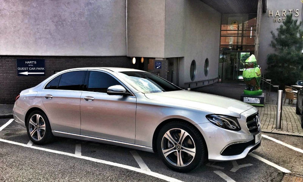 Luxury Airport Taxi Transfers in Glasgow - Mercedes Benz E Class