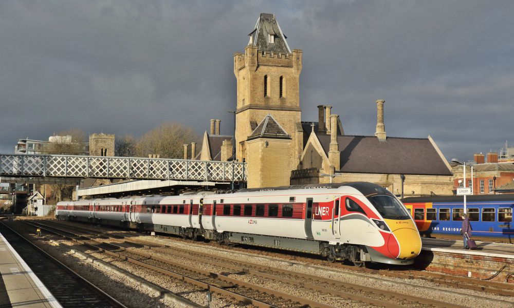 Lincoln Train Station Taxi Transfers