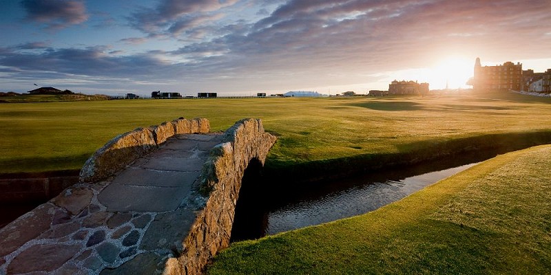 Private Day Tour & Shore Excursion to St. Andrews in Scotland from Glasgow