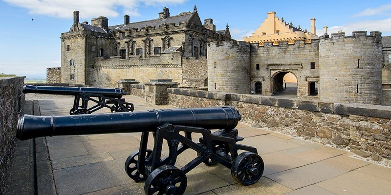 Stirling Private Luxury Private Day Tour to Stirling from Glasgow and Greenock Excursion