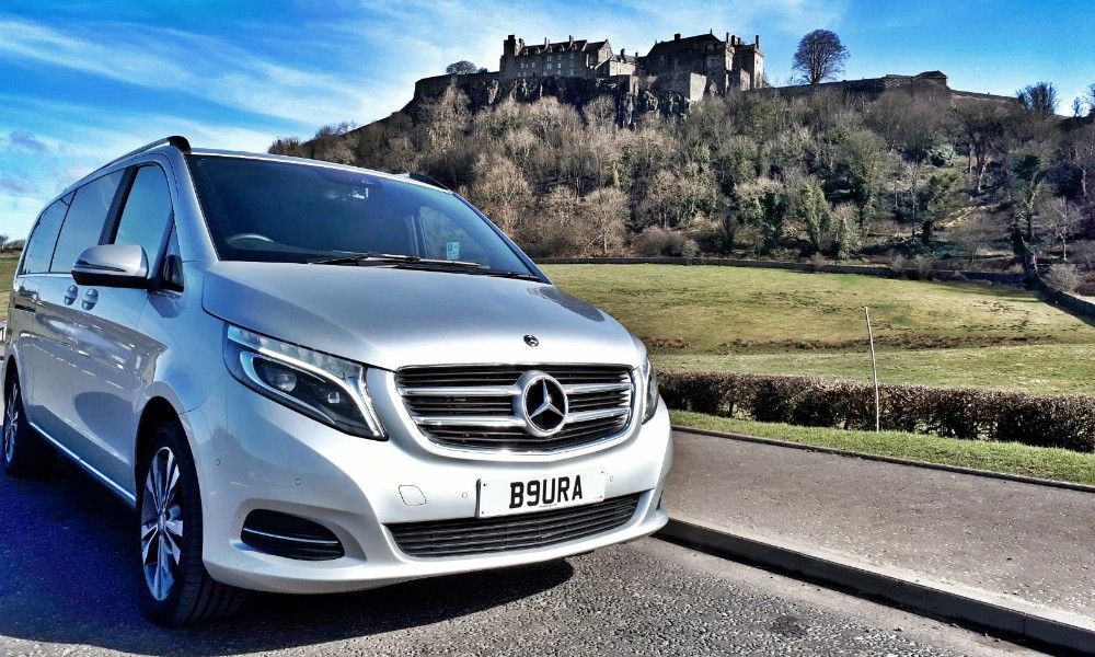 Luxury School Prom Chauffeur in Stirling